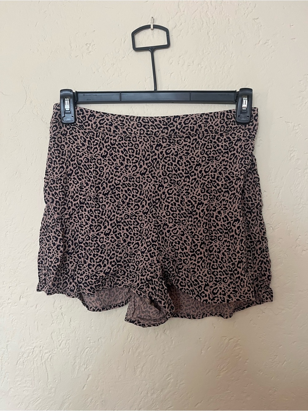 American Eagle Outfitters Brown Leopard Print Women’s Shorts